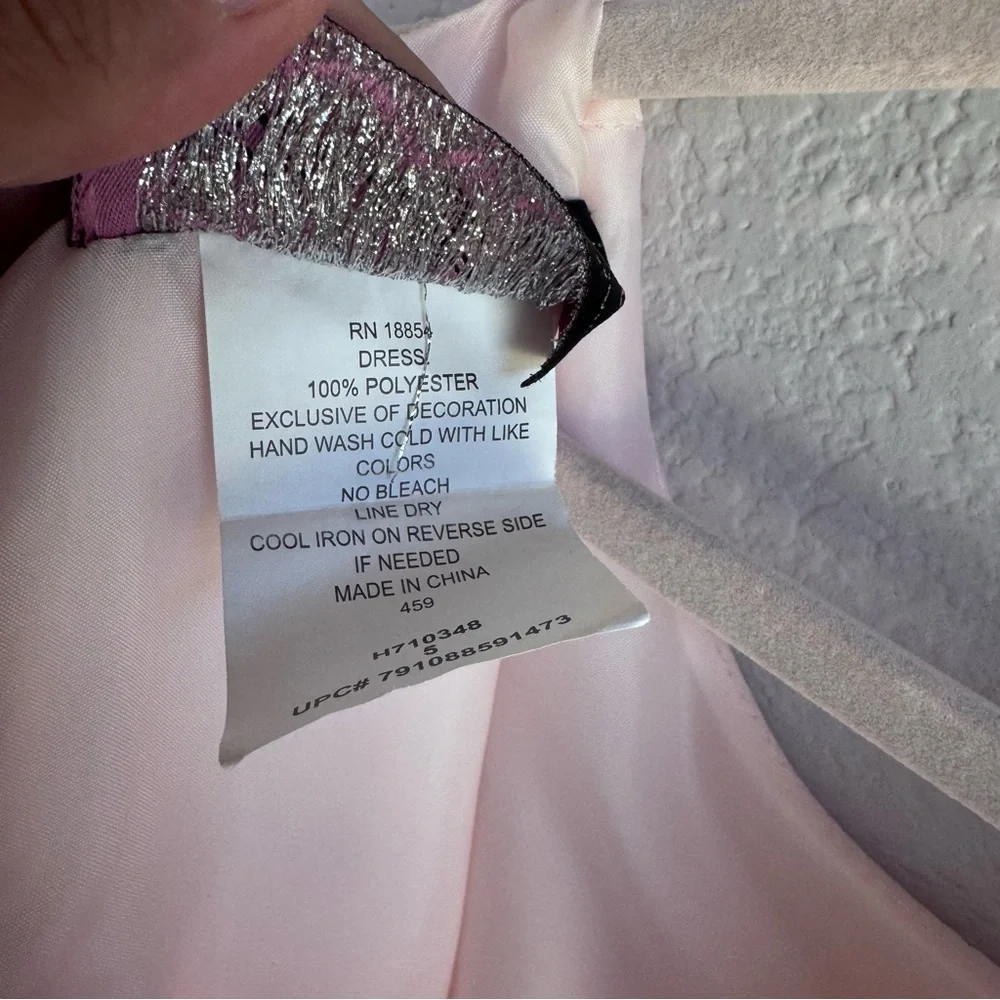 Chantilly Place Sleeveless Blush-Pink Floral Waist Tulle Gown for Girls. Size 5. - Picture 13 of 17